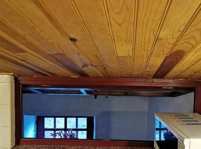 Casas Na Terra * Seia